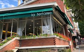 Terrasse Hotel Lisieux
